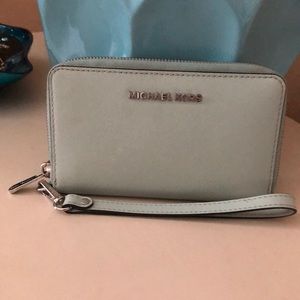 Michael Kors leather wristlet